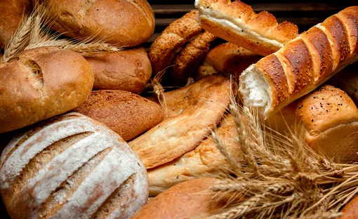 Питание для похудения может не исключать хлеб из рациона, если соблюдать несколько простых правил: выбирать цельнозерновой хлеб и знать меру.