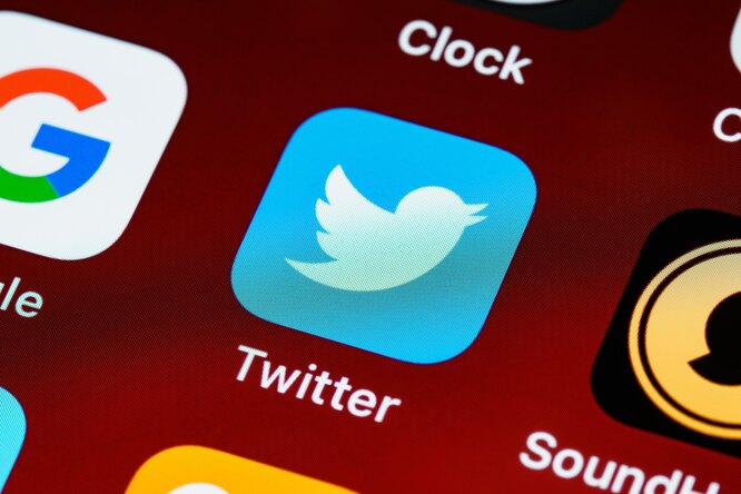 Илон Маск судится с бывшим руководством Twitter: от предпринимателя требуют 90 миллионов долларов Илон Маск судится с бывшим руководством Twitter: от предпринимателя требуют 90 миллионов долларов