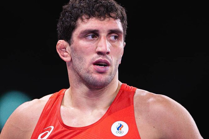Золото в вольной борьбе: россиянин Сидаков стал олимпийским чемпионом Золото в вольной борьбе: россиянин Сидаков стал олимпийским чемпионом