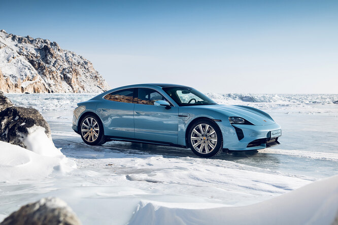Байкальский дрифт на Porsche Taycan: настоящая мощь современного электрокара Байкальский дрифт на Porsche Taycan: настоящая мощь современного электрокара