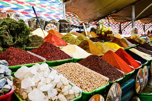 Обязательно стоит посетить и рынки Ташкента
