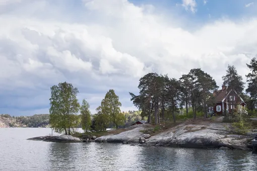 Суровый скандинавский климат способствовал популяризации одиночества в Швеции.