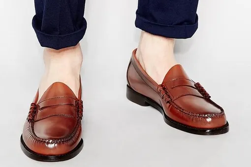 Не только кроссовки: какую обувь носят стильные мужчины весной 2024