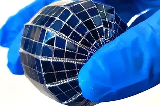 Солнечные панели в форме шара: удобно и просто
