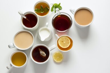 Не пейте «офисный» чай и воду из куллера: как правильно заваривать напиток на работе