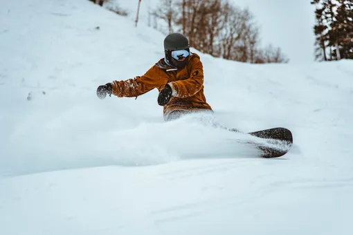 Как встать на лыжи или сноуборд, если вы ни разу не катались?