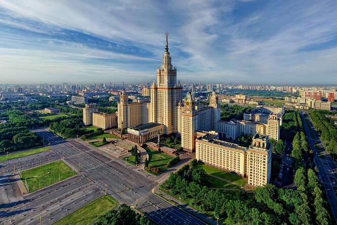 Как строились легендарные «сталинки»: высотки Москвы