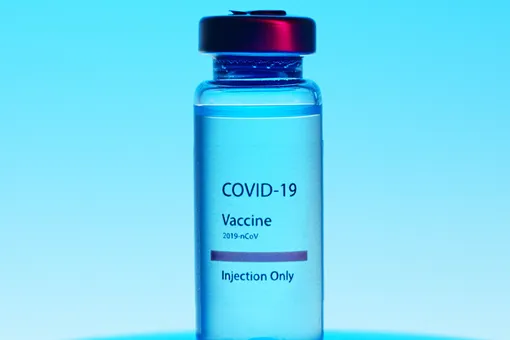 Роспотребнадзор назвал пожизненное противопоказание к вакцинации от коронавируса
