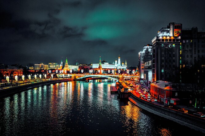Нейросеть изобразила города России в образе людей: пользователи сравнили их с персонажами сказок