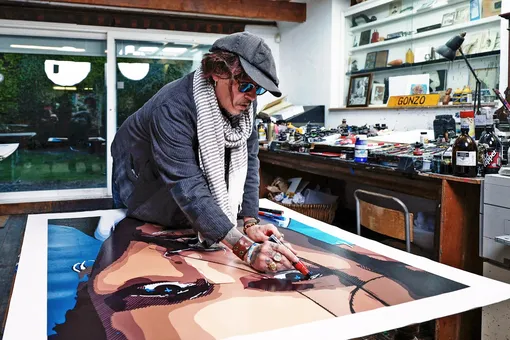 Джонни Депп сколотил целое состояние на собственных картинах: посмотрите, как они выглядят