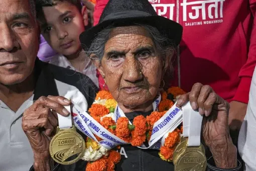 95-летняя бабушка-чемпионка из Индии раскрыла свой секрет долголетия: она ест только эти два продукта