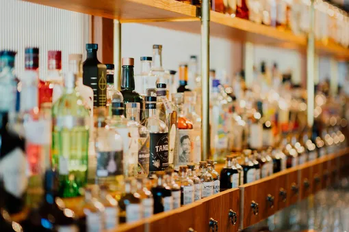 Как быстро развивается алкоголизм: узнайте это перед походом в бар  
