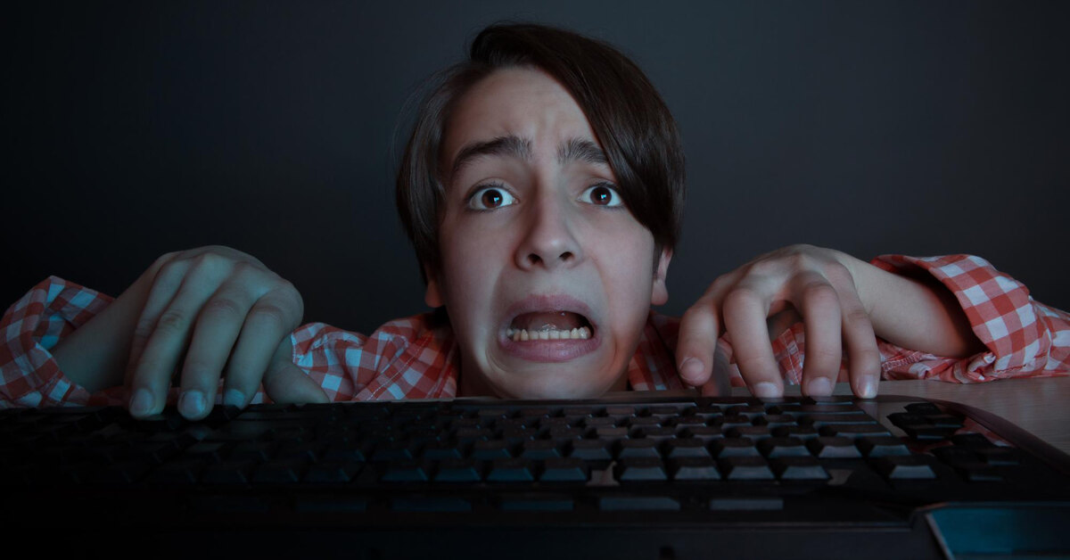 корейский геймер. моя мама геймер mother gamer 2020. убитый геймер. пози убивает босса в игре. алексея малышева киберспорт.