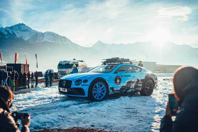 Горячий лед: испытываем зиму вместе с Bentley Горячий лед: испытываем зиму вместе с Bentley