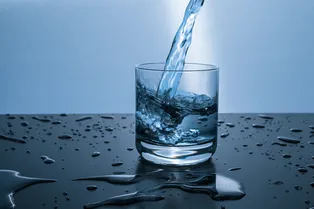 Как похудеть с помощью обычной воды