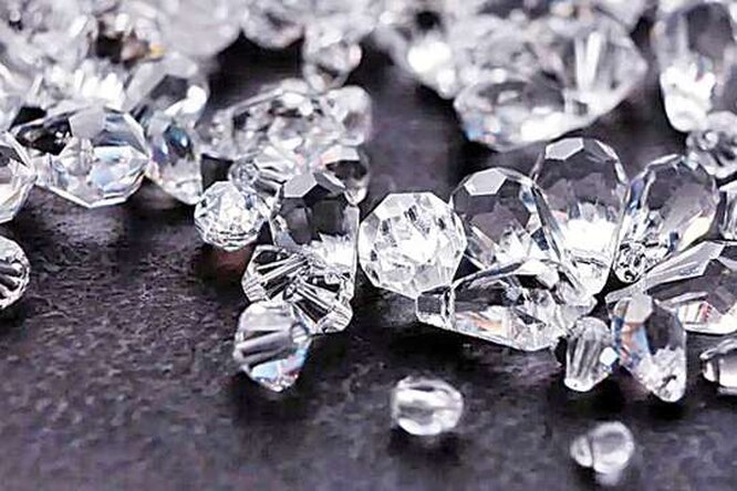 Правда или миф: бриллианты не видно в чистой воде