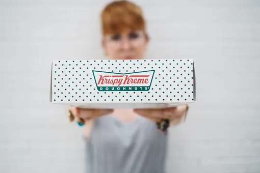 Krispy Kreme раздала свыше 1,5 миллиона пончиков американцам, привившимся от COVID-19