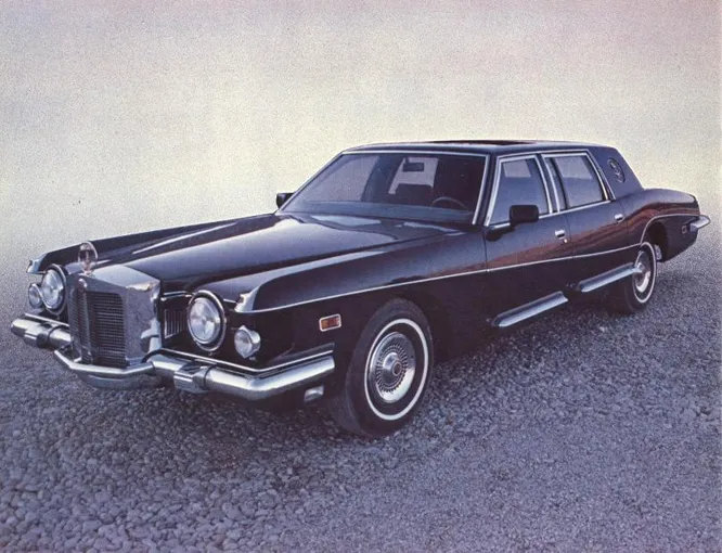 1981 год, Stutz Diplomatica, «типовой» лимузин, отличающийся от аналогичных моделей других фирм разве что фирменной облицовкой радиатора.