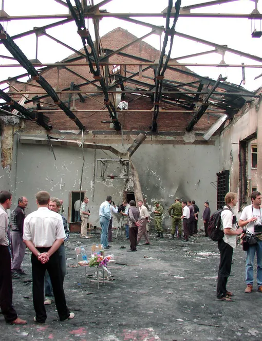 Бесланская школа №1, разрушенная во время теракта