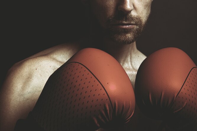 Смогут ли боксерские перчатки заменить тренировку с грушей, если залить в них воду?
