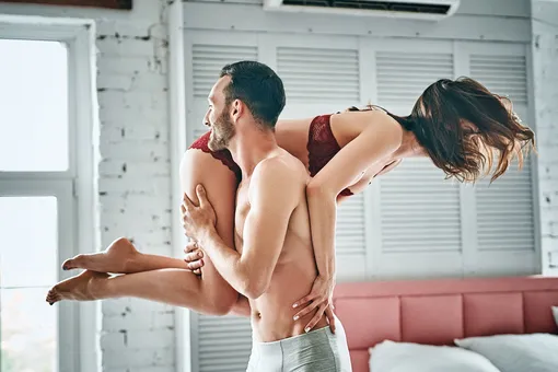Какие позы в сексе заменят интенсивную тренировку