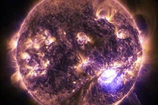 Ученых озадачили новые вспышки на Солнце: что с ними не так и чем они опасны для Земли