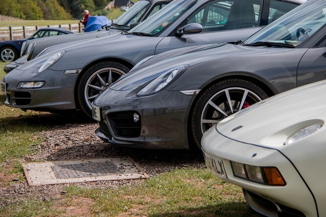 Самый быстрый в мире спорткар Porsche выставят на аукцион