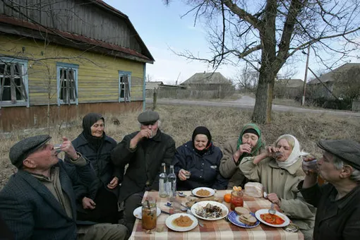 «Залупа Иваныча»: почему несуществующий фильм о российской глубинке обсуждает весь интернет?