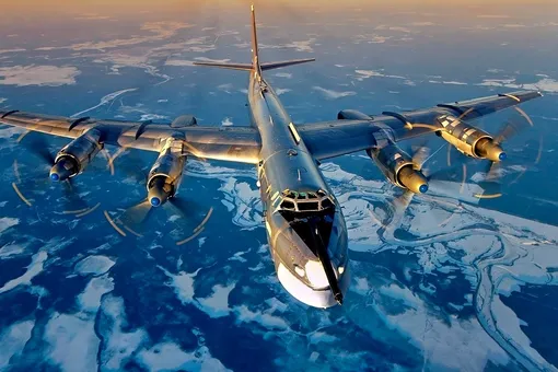 Как шумит Ту-95 — самый быстрый и самый громкий самолет в мире