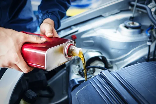 Моторное масло для автомобиля в 2022 году: узнайте все самое важное о смазке двигателя вашего автомобиля