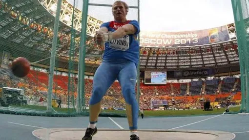 Советский метатель молота Сергей Литвинов дважды устанавливал мировые рекорды: в 1983 году он метнул молот на 84 метра, а в 1984 показал свой лучший результат — 86 метров.