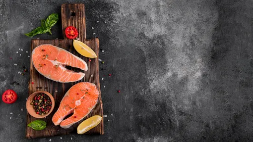 Лосось богат «полезными» жирными кислотами омега-3. Регулярное употребление лосося снижает потребность в противовоспалительных препаратах.