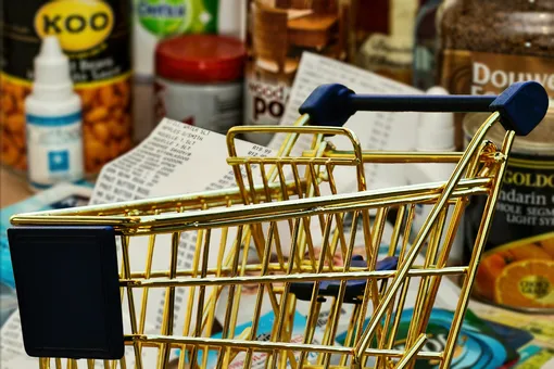 Как нас обманывают в супермаркетах: 5 уловок, из-за которых мы тратим больше денег