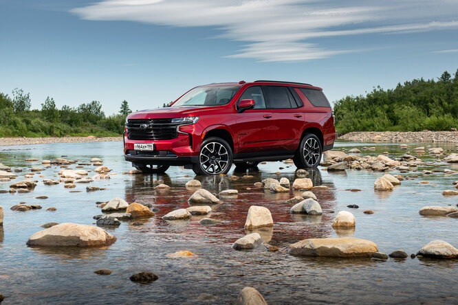 Тест-драйв Chevrolet Tahoe: зачем вам этот 5-литровый гигант? Тест-драйв Chevrolet Tahoe: зачем вам этот 5-литровый гигант?
