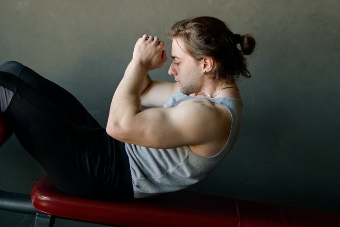 9 энергичных упражнений, которые помогут привести мышцы в тонус