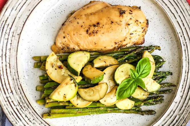 Подлинный рецепт курицы по-гречески с чесноком: быстро, вкусно и полезно Подлинный рецепт курицы по-гречески с чесноком: быстро, вкусно и полезно