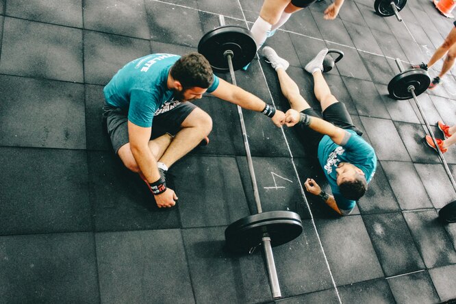 10-минутная тренировка для мужчин старше 40 лет: всего 3 упражнения, которые помогут держать себя в форме