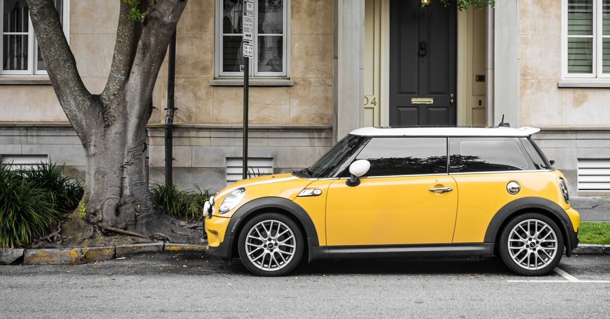 Как буксировать автомобиль, если нет троса