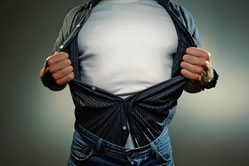 4 причины, почему у мужчин растет грудь и как избавиться от проблемы