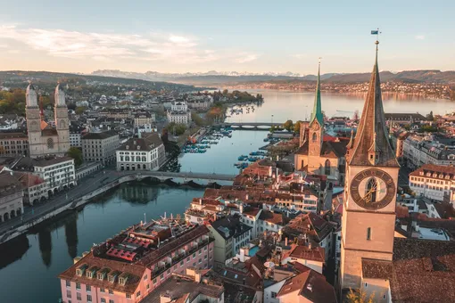 Швейцария не только одна из самых богатых стран в мире, но и страна иммигрантов. Доля проживающих в ней иностранцев составляет 25%.