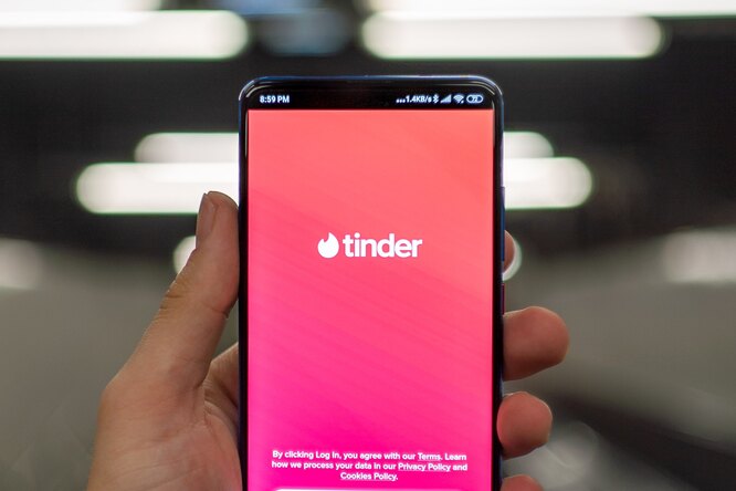 Tinder запустит новую функцию для предотвращения нежелательных сообщений