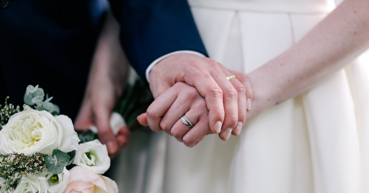 Отказ от налогового вычета в пользу супруга: условия распределения вычета