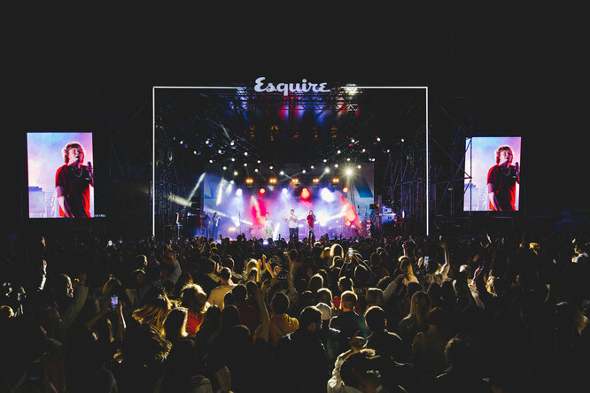 Esquire Weekend 2021: как это было в Москве Esquire Weekend 2021: как это было в Москве