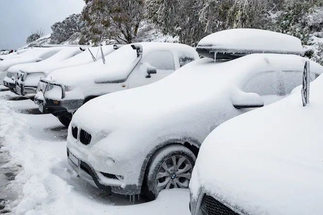 Стоит ли прогревать автомобиль в холодное время года?