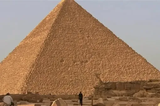 Как огромные блоки камня доставляли к пирамиде Хеопса: хитрости древних инженеров