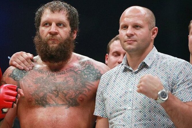 «Не будет драться, понимает, что не выиграет»: Александр Емельяненко о бое с братом Федором «Не будет драться, понимает, что не выиграет»: Александр Емельяненко о бое с братом Федором