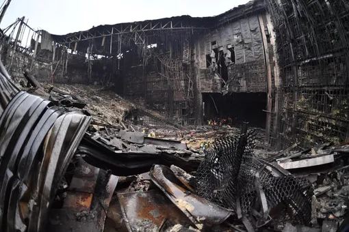 Стала известна возможная причина стремительного распространения огня в «Крокус Сити Холл» после поджога террористами