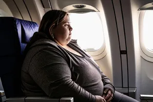 Полная женщина чуть не сгорела от стыда в самолете: это мотивировало ее похудеть на 70 кг