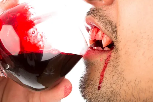 Что будет, если человек выпьет чужую кровь?