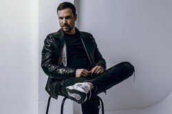 «Богатырей мне играть уже, наверное, поздно.  Но, если надо, то я готов!»: Алексей Чадов о любви к хот-родам и новой роли